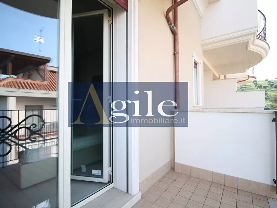 Immagine 19 di Appartamento in vendita  in via nazario sauro a San Benedetto Del Tronto