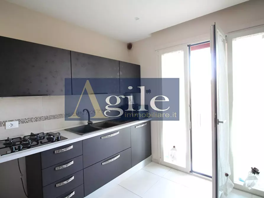 Immagine 7 di Appartamento in vendita  in via nazario sauro a San Benedetto Del Tronto