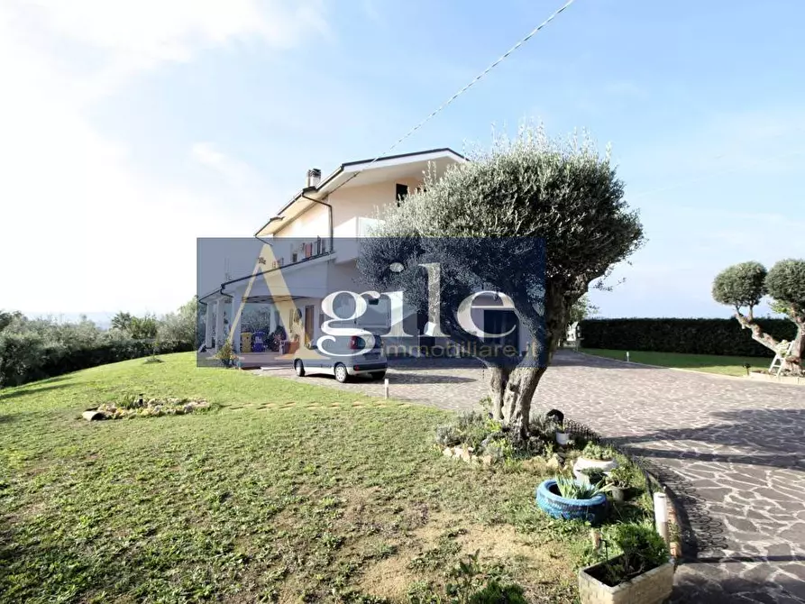 Immagine 22 di Villa in vendita  in contrada montetinello a Monteprandone