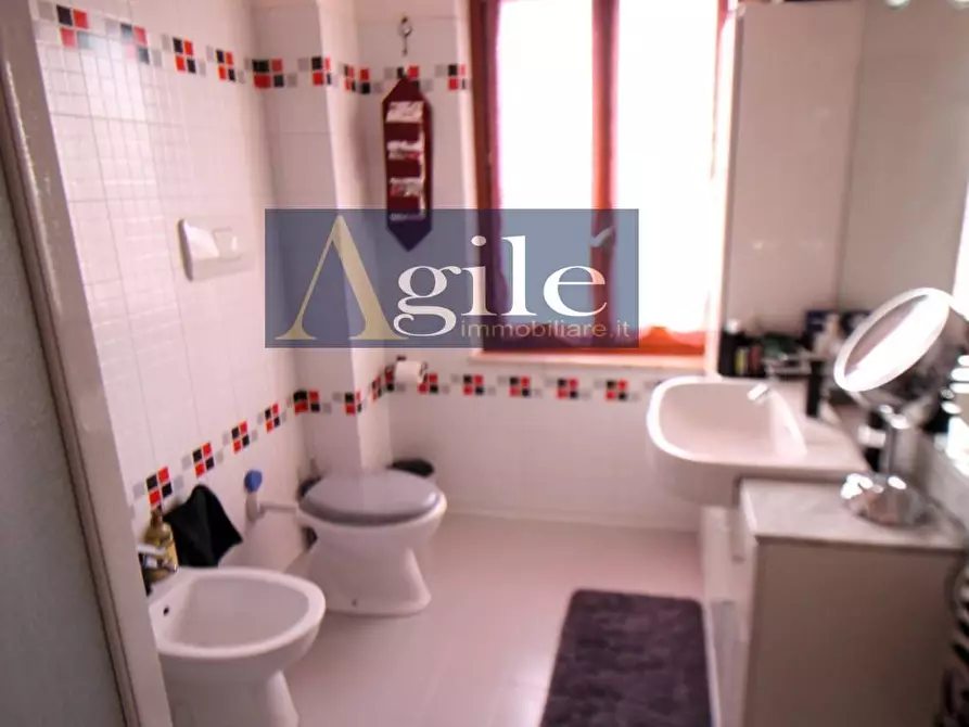 Immagine 15 di Villa in vendita  in contrada montetinello a Monteprandone