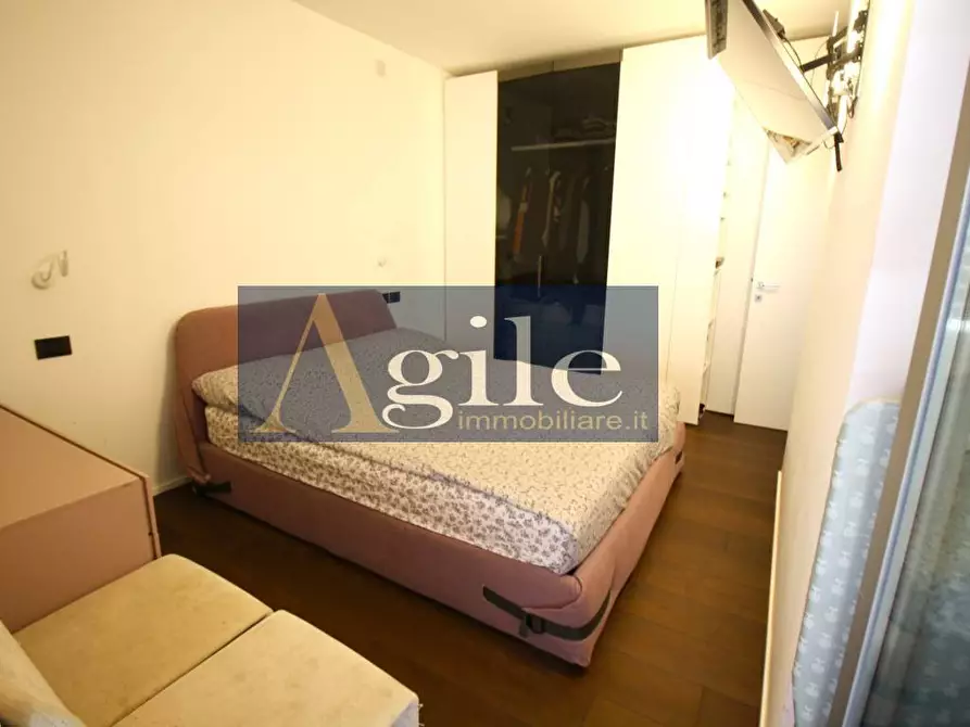 Immagine 9 di Appartamento in vendita  in via lungomare marconi a Alba Adriatica