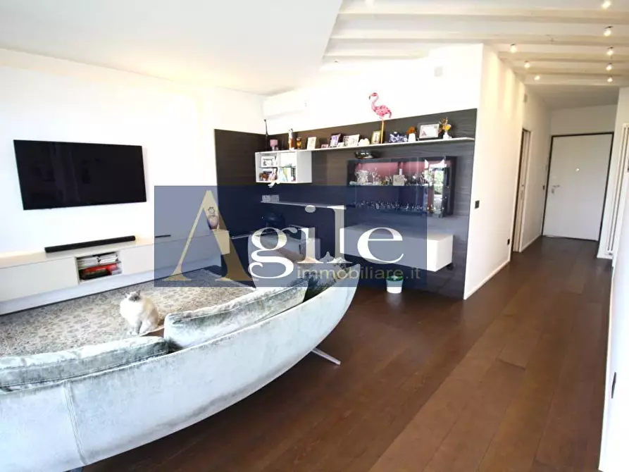 Immagine 4 di Appartamento in vendita  in via lungomare marconi a Alba Adriatica