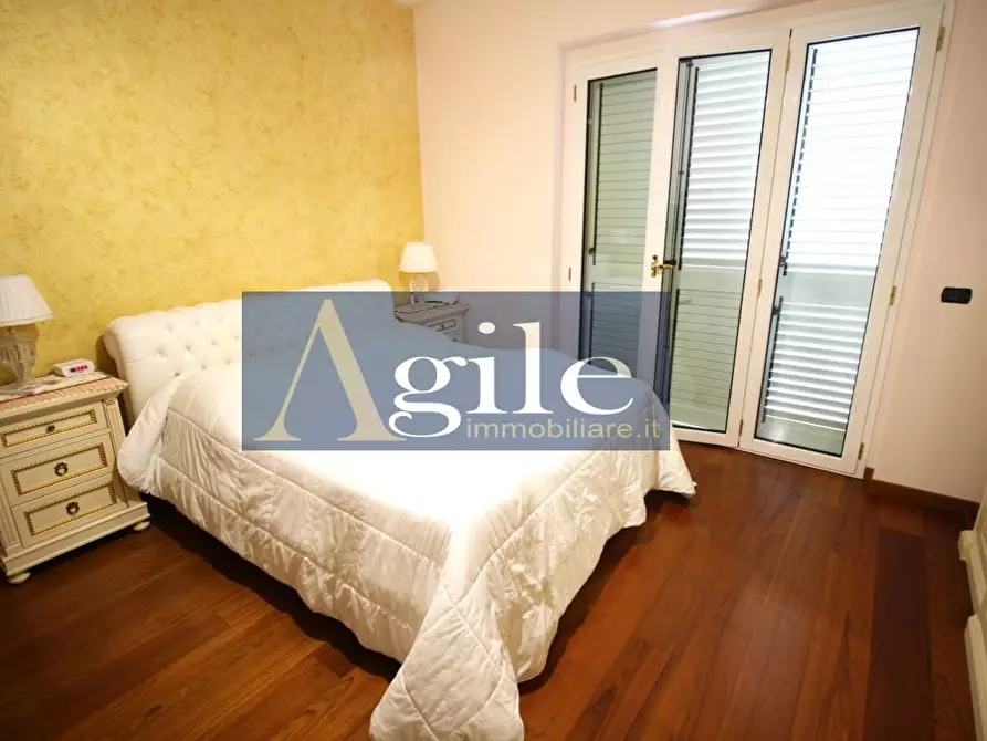 Immagine 5 di Villa in vendita  in Contrada Carpineto a Monsampolo Del Tronto