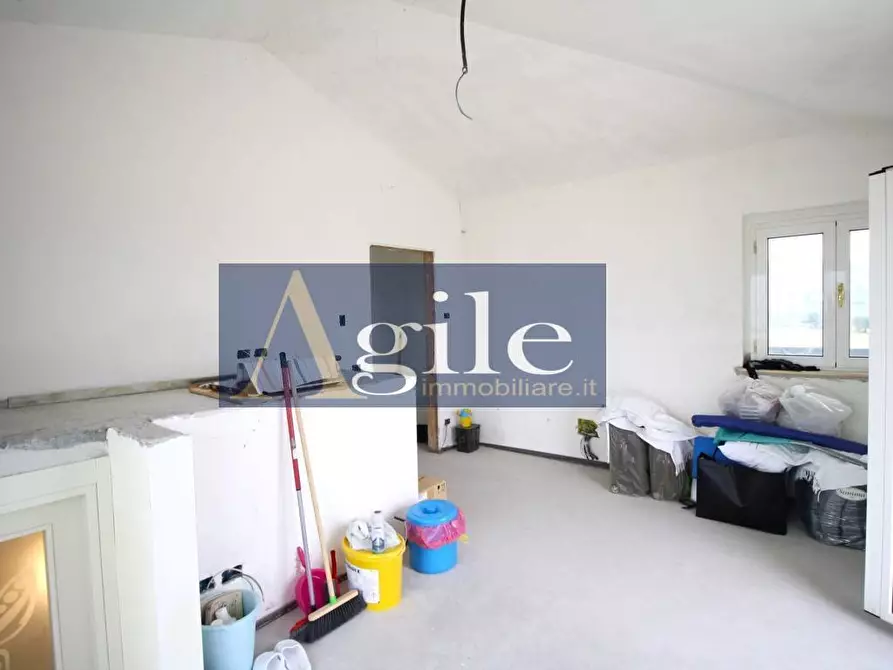 Immagine 17 di Villa in vendita  in Contrada Carpineto a Monsampolo Del Tronto