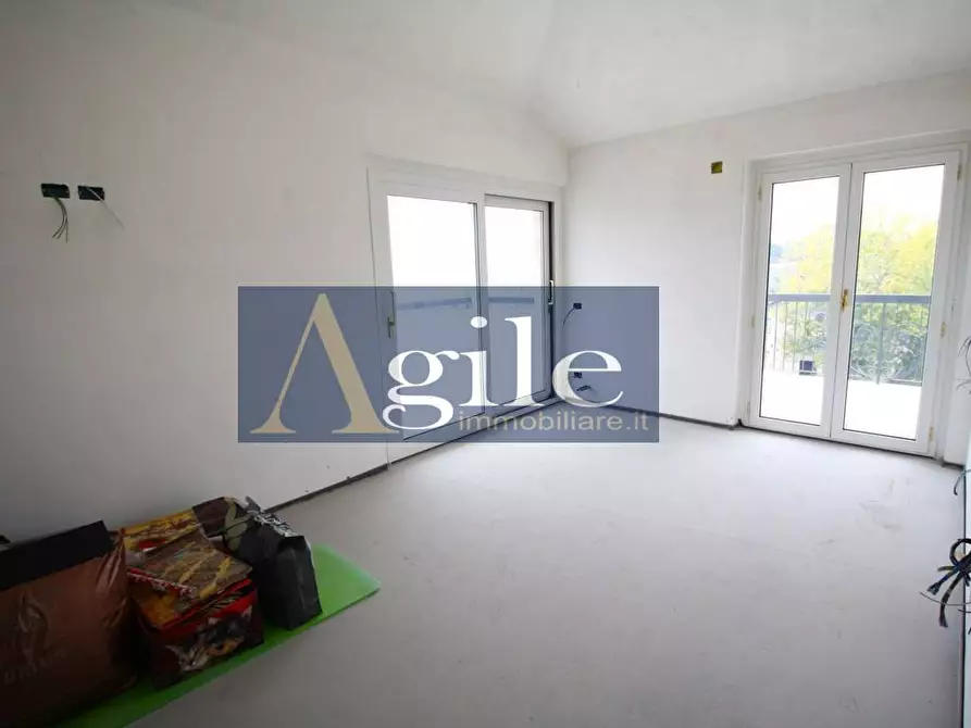 Immagine 19 di Villa in vendita  in Contrada Carpineto a Monsampolo Del Tronto