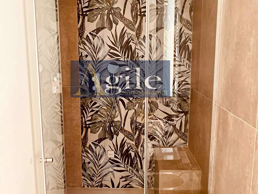 Immagine 21 di Appartamento in vendita  in vicolo edmondo de amicis a San Benedetto Del Tronto