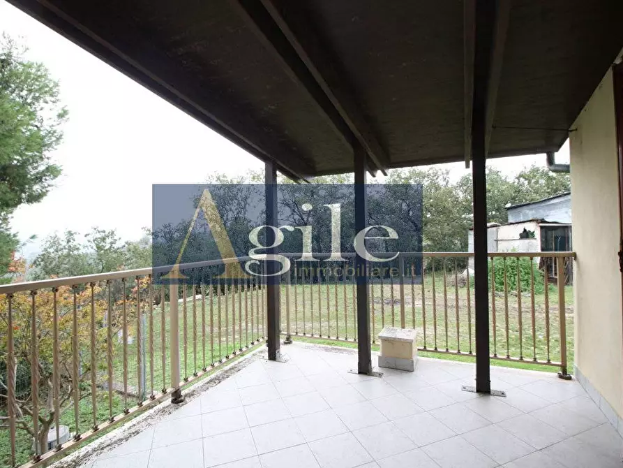 Immagine 21 di Villa in vendita  in contrada tesino a Offida