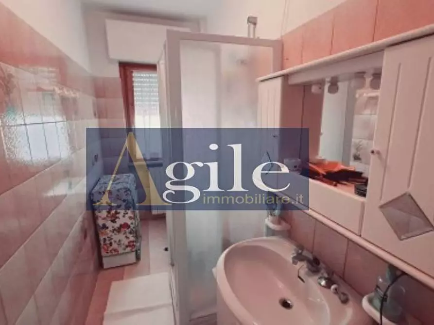 Immagine 10 di Appartamento in vendita  in via merano a Alba Adriatica