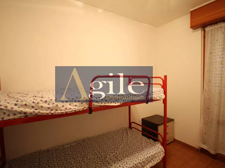 Immagine 8 di Appartamento in vendita  in via ruggero leoncavallo a Grottammare