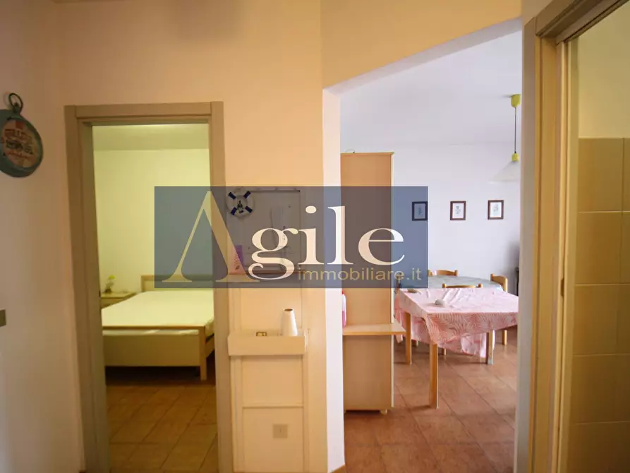 Immagine 10 di Appartamento in vendita  in via ruggero leoncavallo a Grottammare