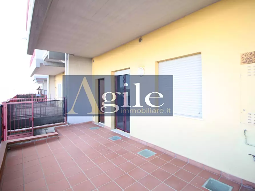 Immagine 7 di Appartamento in vendita  in via capri a Martinsicuro