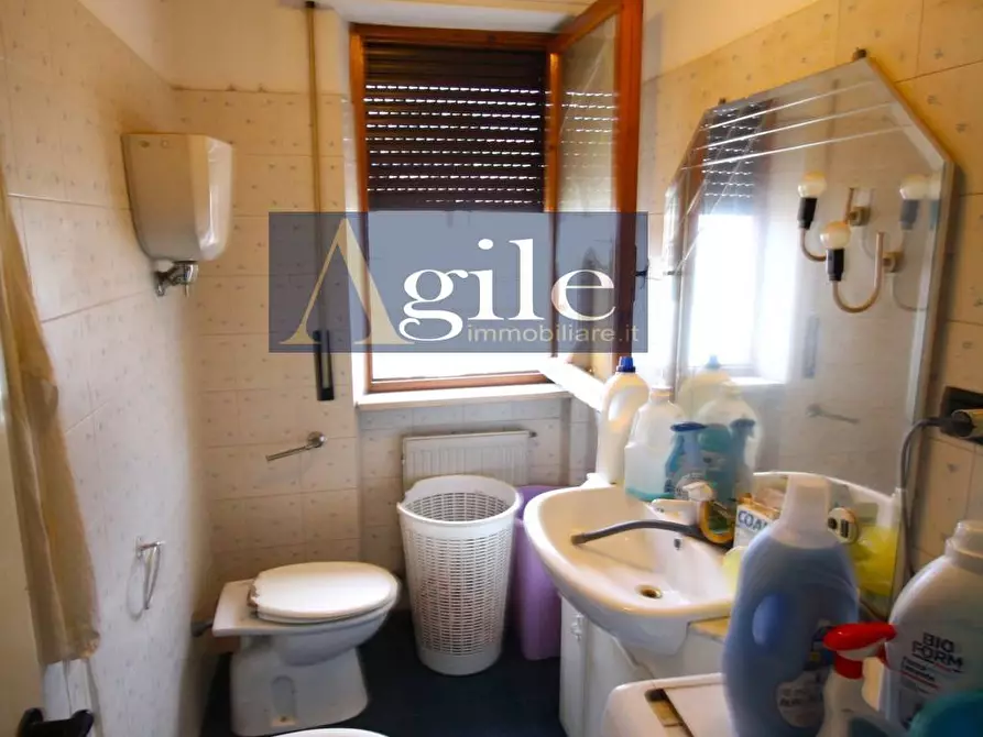 Immagine 5 di Appartamento in vendita  in via salaria a Spinetoli