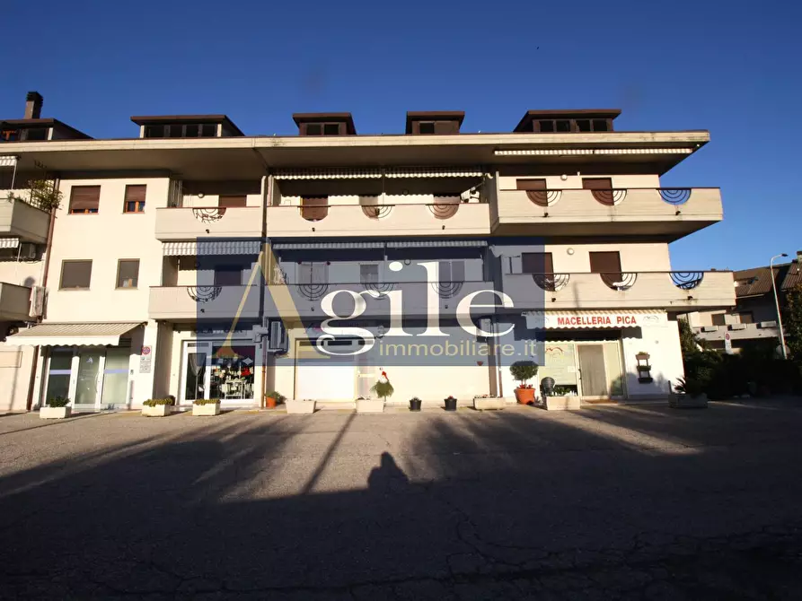 Immagine 20 di Locale commerciale in vendita  in via della stazione a Maltignano