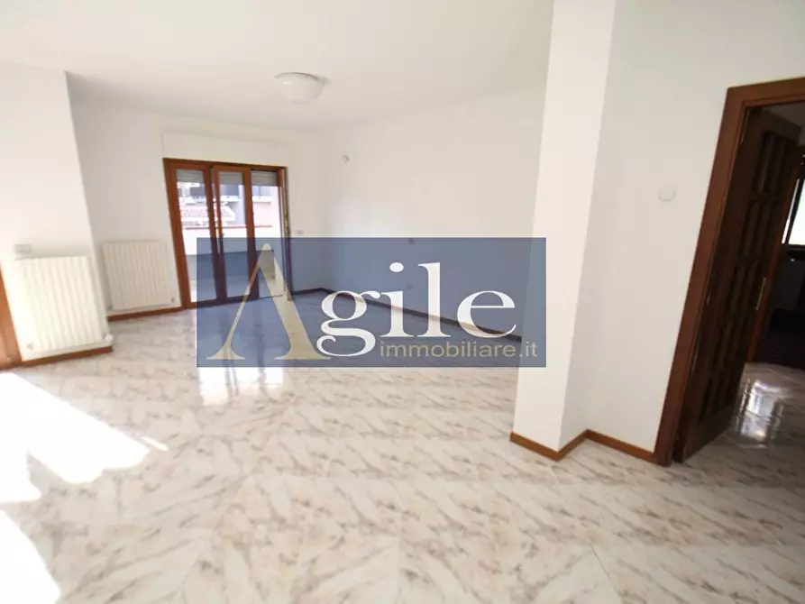 Immagine 3 di Appartamento in vendita  in VIA DELLE CAMPANULE a Ascoli Piceno