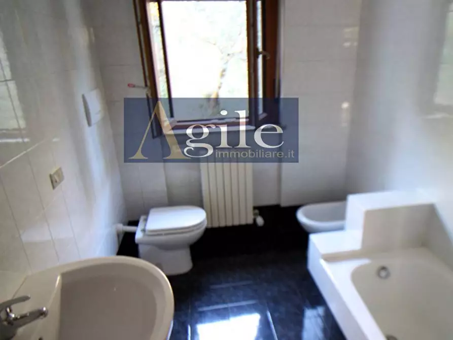 Immagine 9 di Appartamento in vendita  in VIA DELLE CAMPANULE a Ascoli Piceno