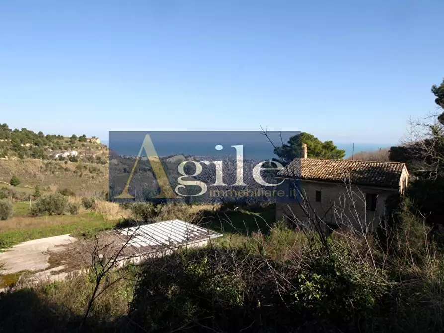 Immagine 1 di Rustico / casale in vendita  in CONTRADA SANTA LUCIA a San Benedetto Del Tronto
