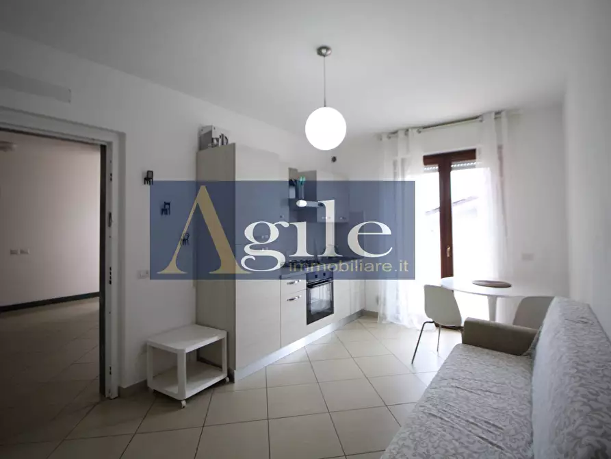 Immagine 4 di Appartamento in vendita  in via dei pioppi a Martinsicuro