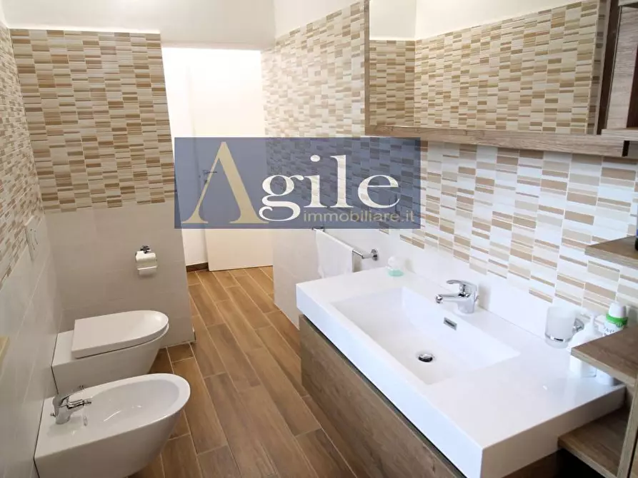 Immagine 25 di Villa in vendita  in STRADA PROVINCIALE a Montefiore Dell'aso