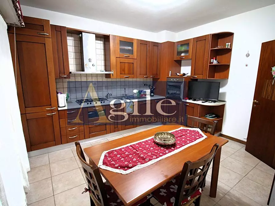 Immagine 6 di Villetta a schiera in vendita  in VIA GIANNI TORSELLINI a Folignano