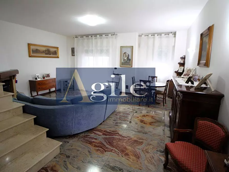 Immagine 3 di Villetta a schiera in vendita  in VIA GIANNI TORSELLINI a Folignano