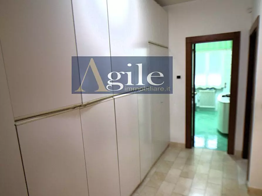 Immagine 10 di Villetta a schiera in vendita  in VIA GIANNI TORSELLINI a Folignano