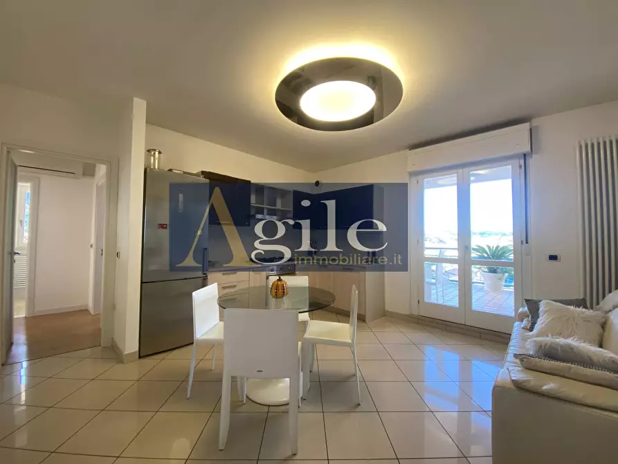 Immagine 5 di Appartamento in vendita  in via salvo d'acquisto a Grottammare