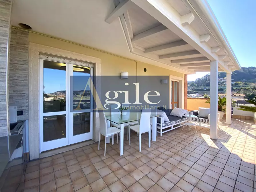 Immagine 2 di Appartamento in vendita  in via salvo d'acquisto a Grottammare