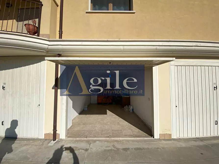 Immagine 17 di Appartamento in vendita  in via ettore petrolini a Martinsicuro