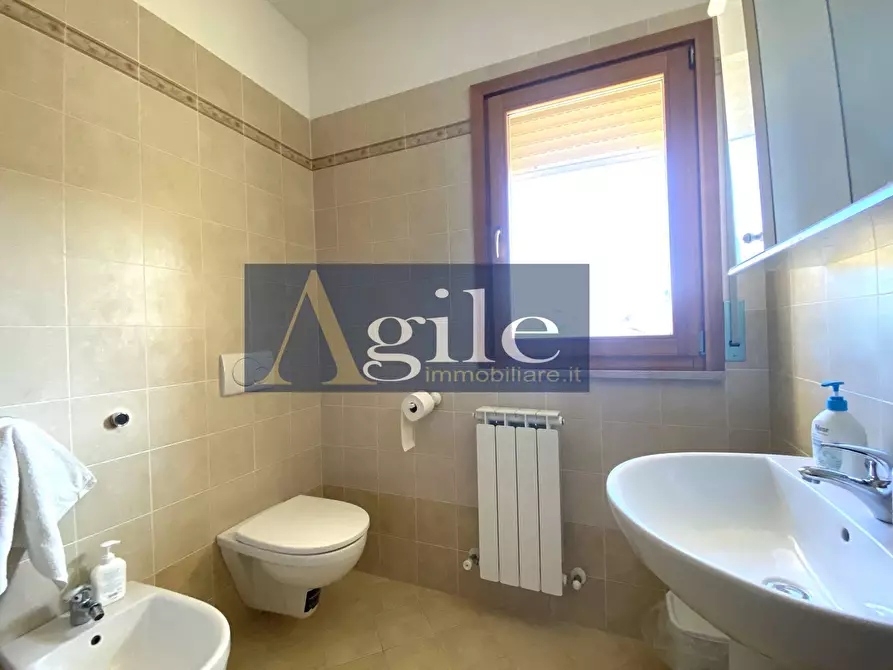 Immagine 14 di Appartamento in vendita  in via ettore petrolini a Martinsicuro