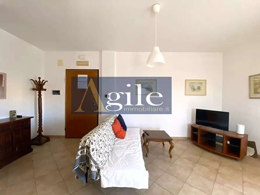 Immagine 3 di Appartamento in vendita  in via ettore petrolini a Martinsicuro