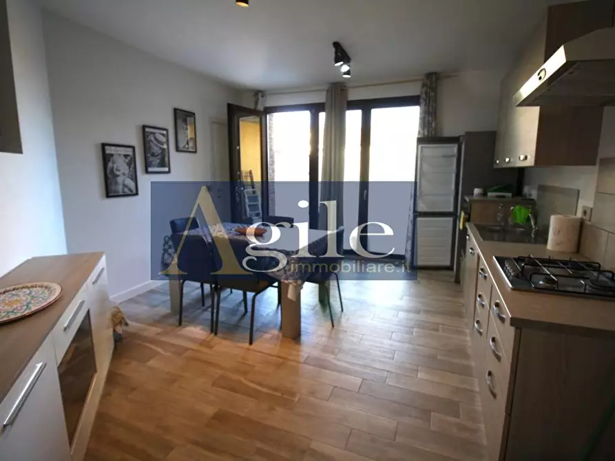 Immagine 5 di Appartamento in vendita  in via giosuè carducci a Monsampolo Del Tronto