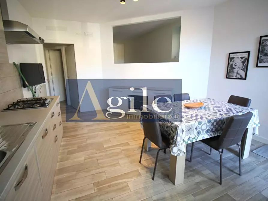 Immagine 6 di Appartamento in vendita  in via giosuè carducci a Monsampolo Del Tronto