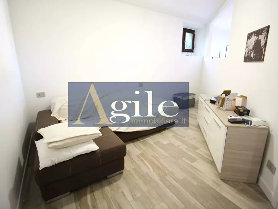 Immagine 11 di Appartamento in vendita  in via giosuè carducci a Monsampolo Del Tronto