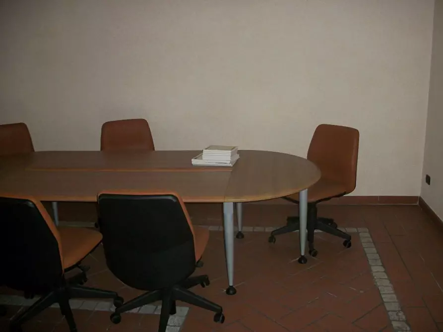 Immagine 1 di Ufficio in affitto  in via san martino a Pisa