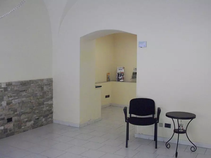 Immagine 3 di Attività commerciale in affitto  in Via Carlo Cattaneo a Pisa