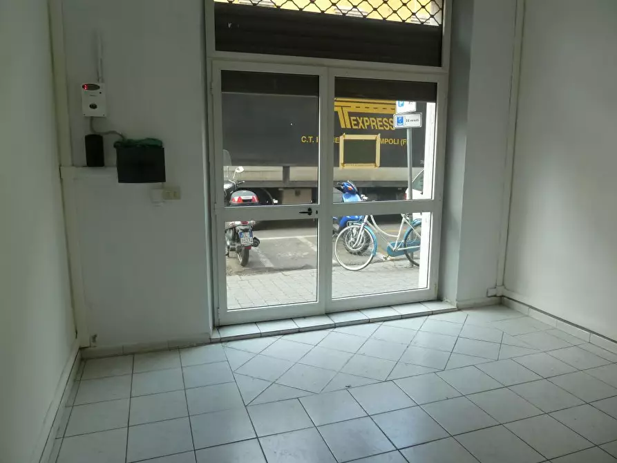 Immagine 3 di Attività commerciale in affitto  in Piazza Francesco Domenico Guerrazzi a Pisa