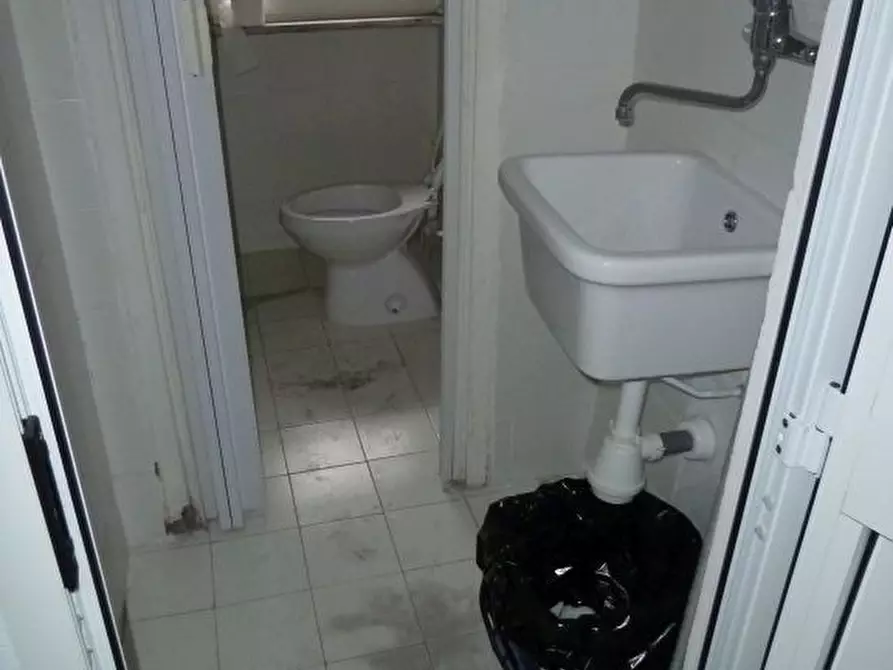 Immagine 8 di Attività commerciale in affitto  in Piazza Francesco Domenico Guerrazzi a Pisa