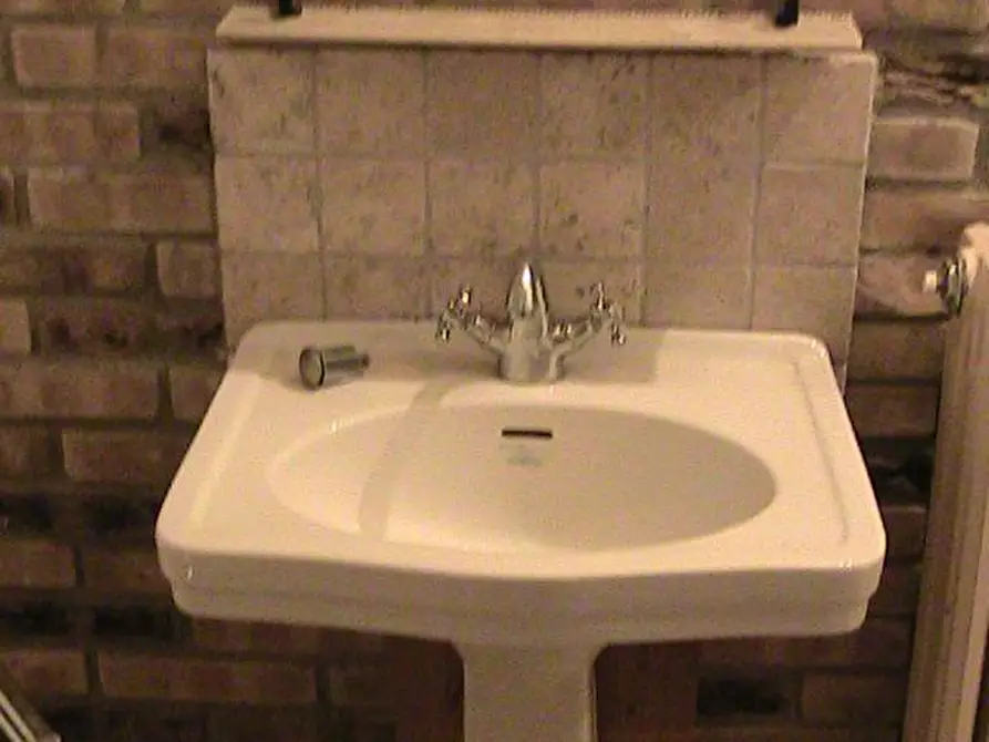 Immagine 12 di Casa indipendente in affitto  in via di montecastello a Pontedera