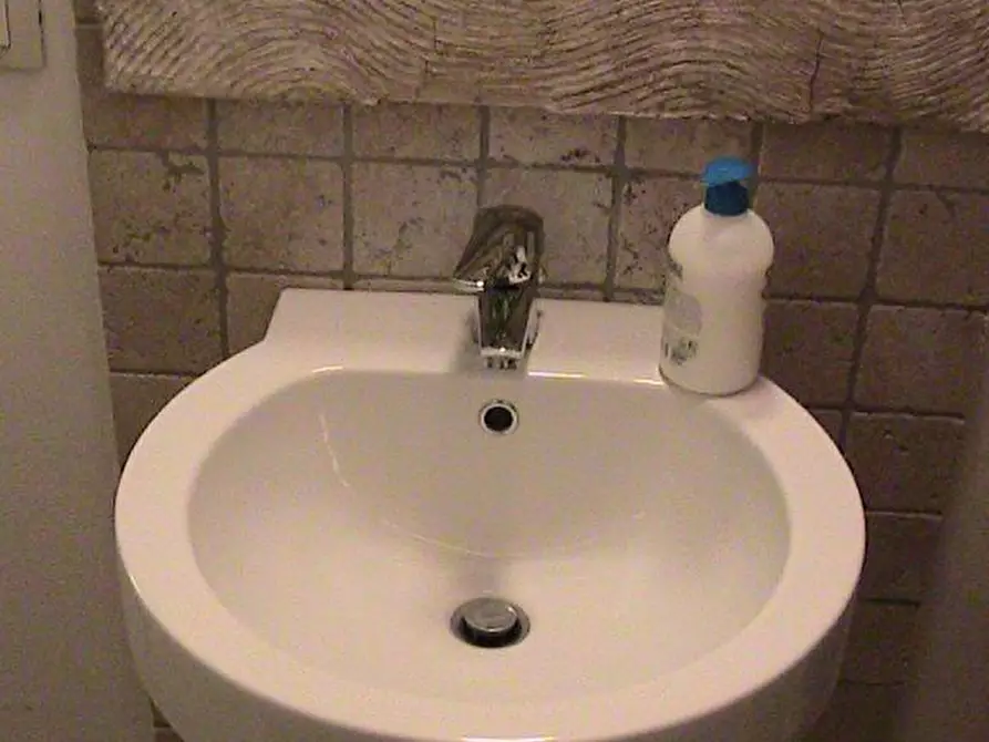 Immagine 12 di Appartamento in affitto  in via rossini a Pontedera