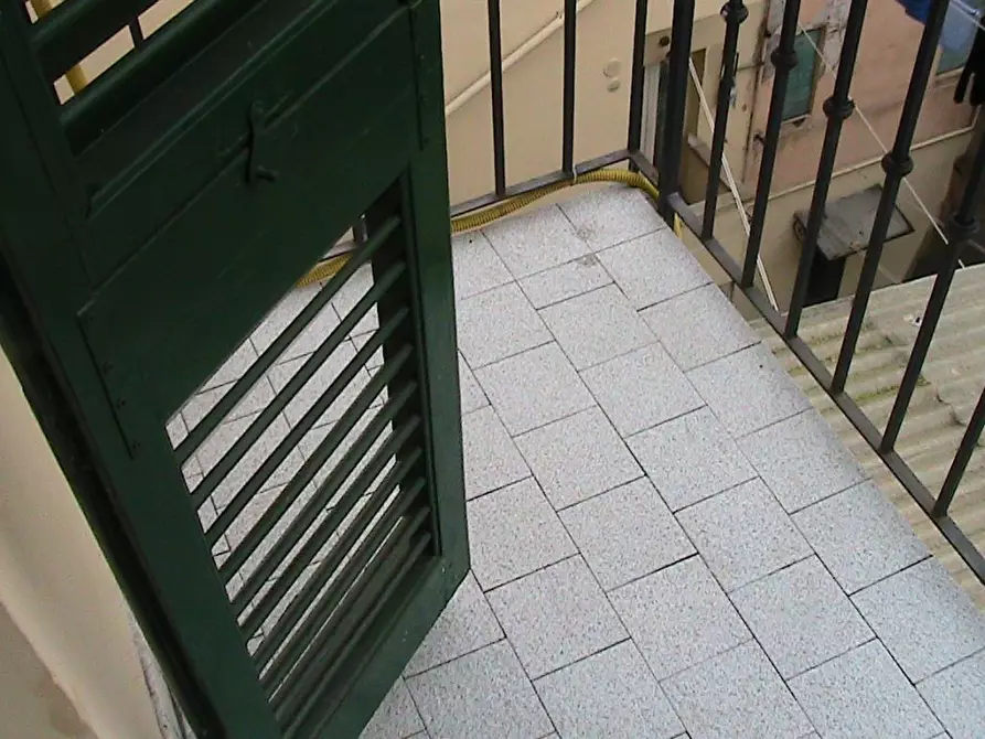 Immagine 20 di Appartamento in affitto  in via rossini a Pontedera