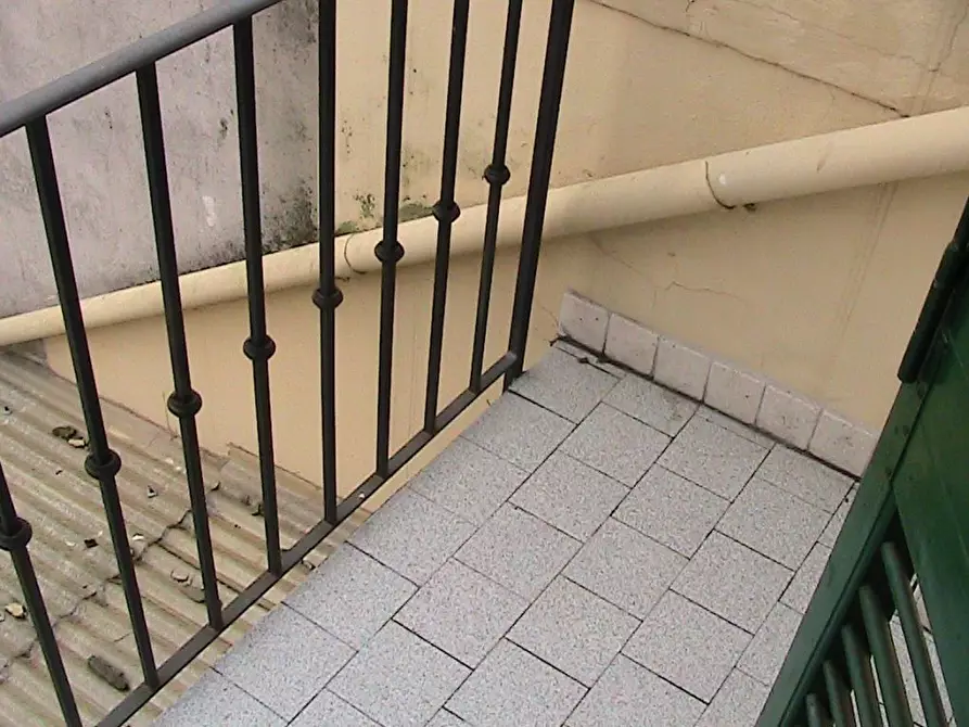 Immagine 21 di Appartamento in affitto  in via rossini a Pontedera