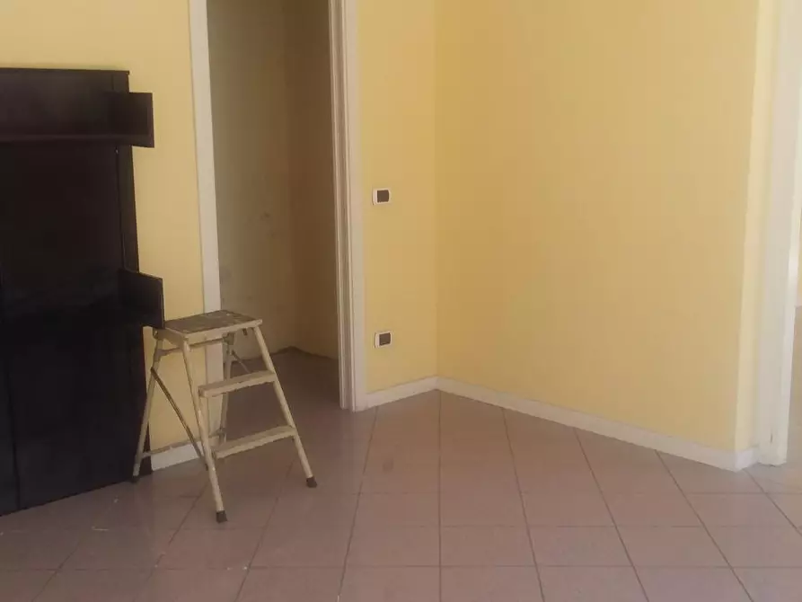 Immagine 4 di Attività commerciale in affitto  in villaggio gramsci a Pontedera