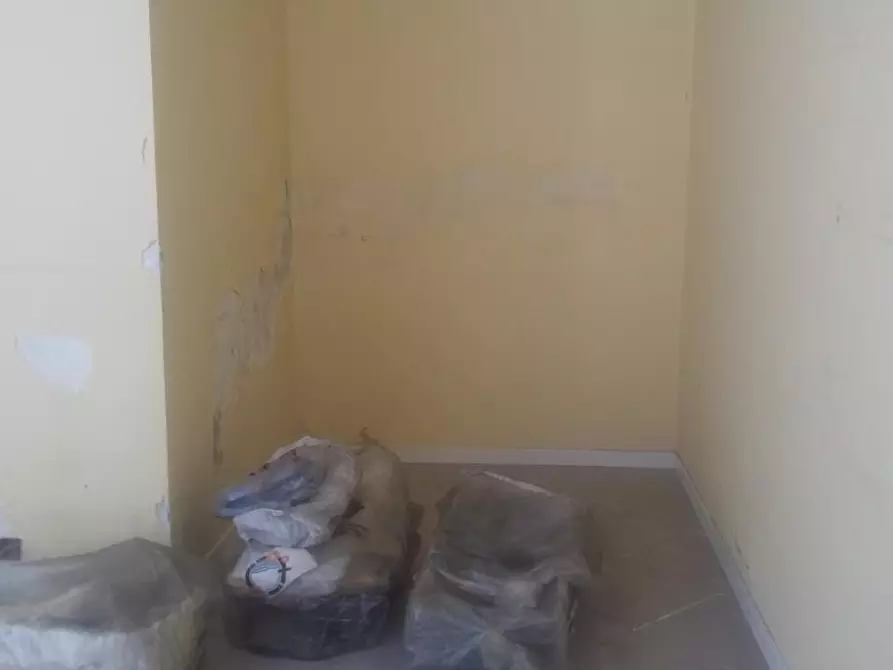 Immagine 12 di Attività commerciale in affitto  in villaggio gramsci a Pontedera