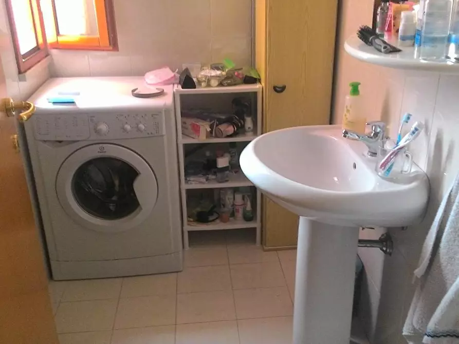 Immagine 8 di Appartamento in affitto  in Via Matteucci a Pisa