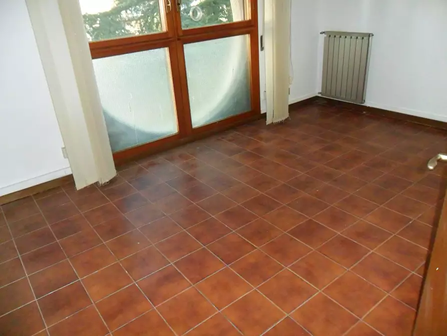 Immagine 3 di Ufficio in affitto  in Via Pietro Nenni a Pisa