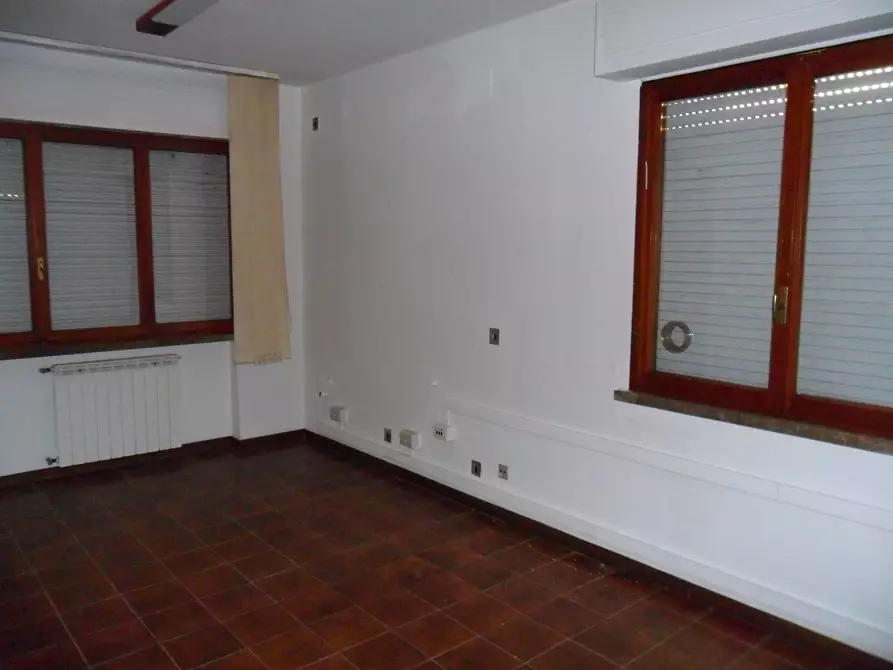 Immagine 6 di Ufficio in affitto  in Via Pietro Nenni a Pisa