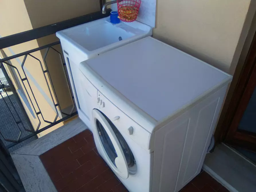 Immagine 10 di Camera in affitto  in via Po a Pisa