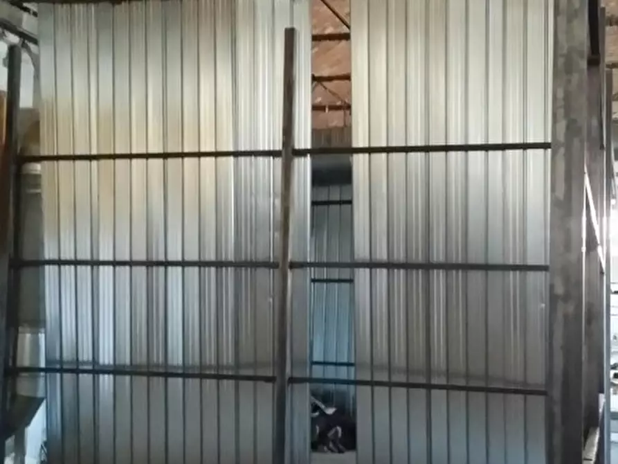 Immagine 3 di Attività commerciale in affitto  a Vicopisano