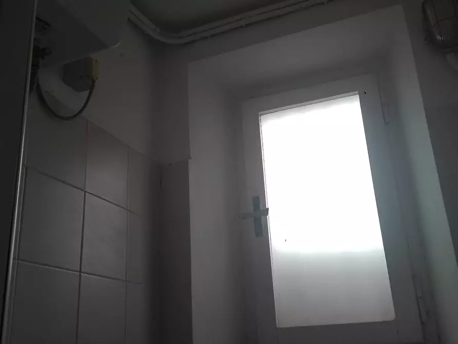 Immagine 10 di Attività commerciale in affitto  in Via possenti a Pisa