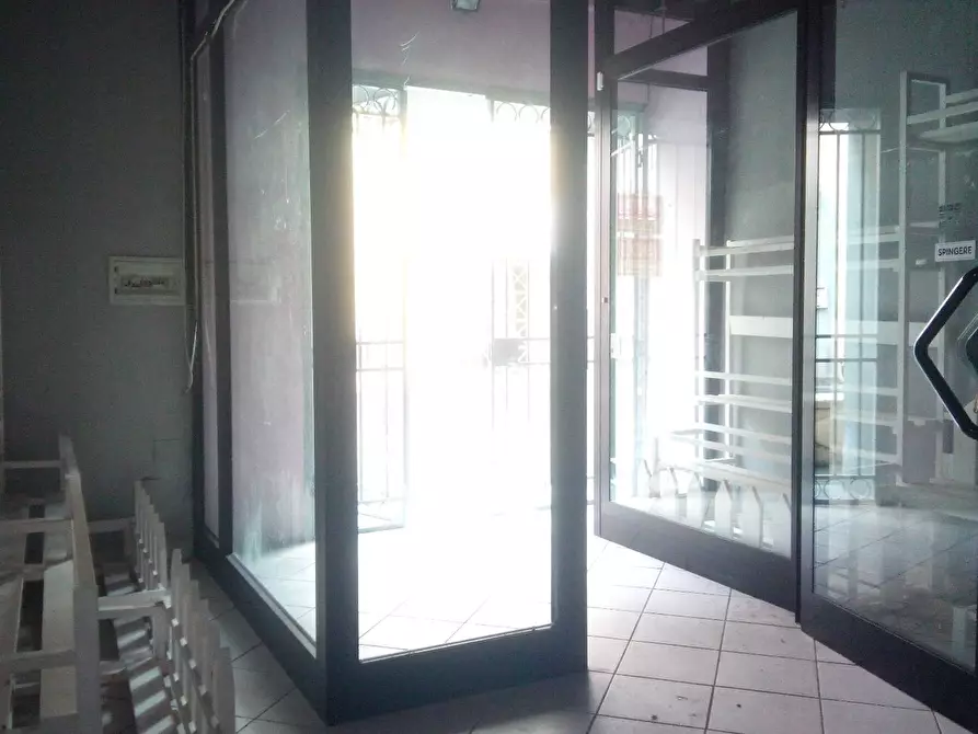 Immagine 5 di Attività commerciale in affitto  in via nazario sauro a Ponsacco